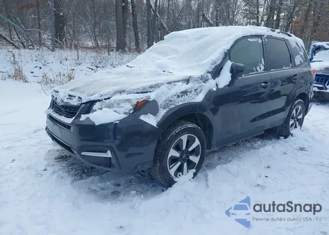 2017 Subaru Forester 2.5I Premium z USA, uszkodzony, nr VIN JF2SJAGC0HH439984
